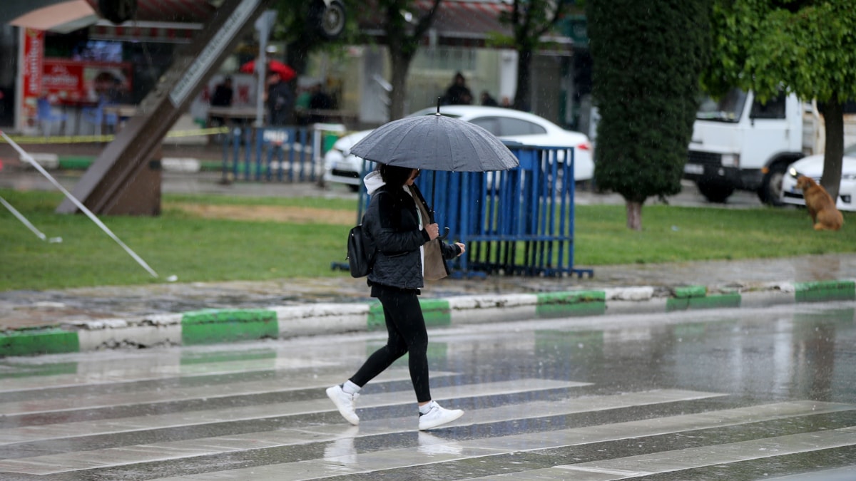 Meteoroloji’den art arda yağış, rüzgar ve toz taşınımı uyarısı