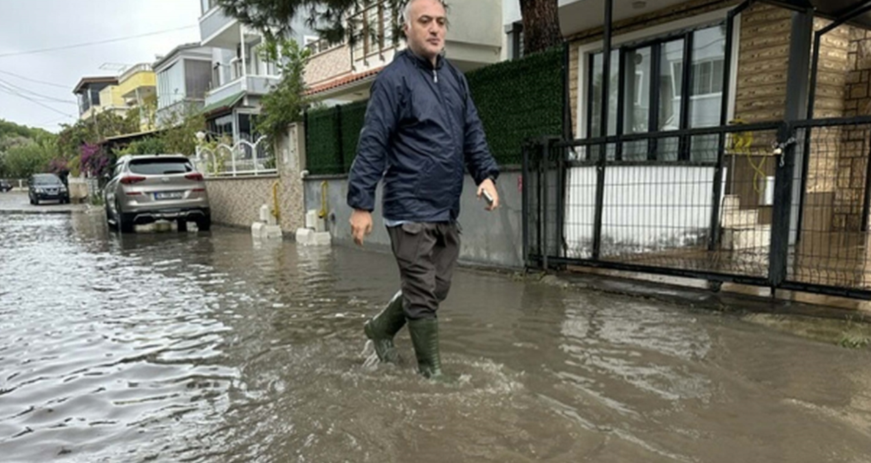 balikesirde saganak sokaklar gole dondu HutR1r9H