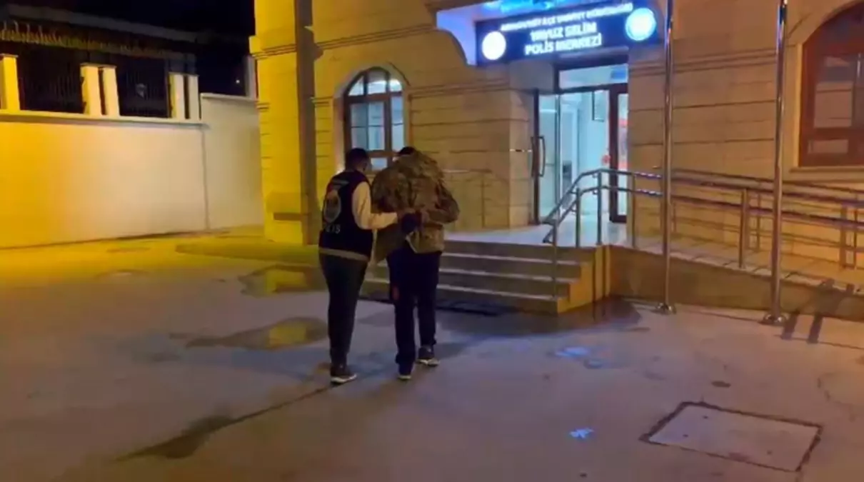 İstanbul’da Genç Kıza Otobüs Durağında Sözlü Taciz istanbulda genc kiza otobus duraginda sozlu taciz LjFjmjii