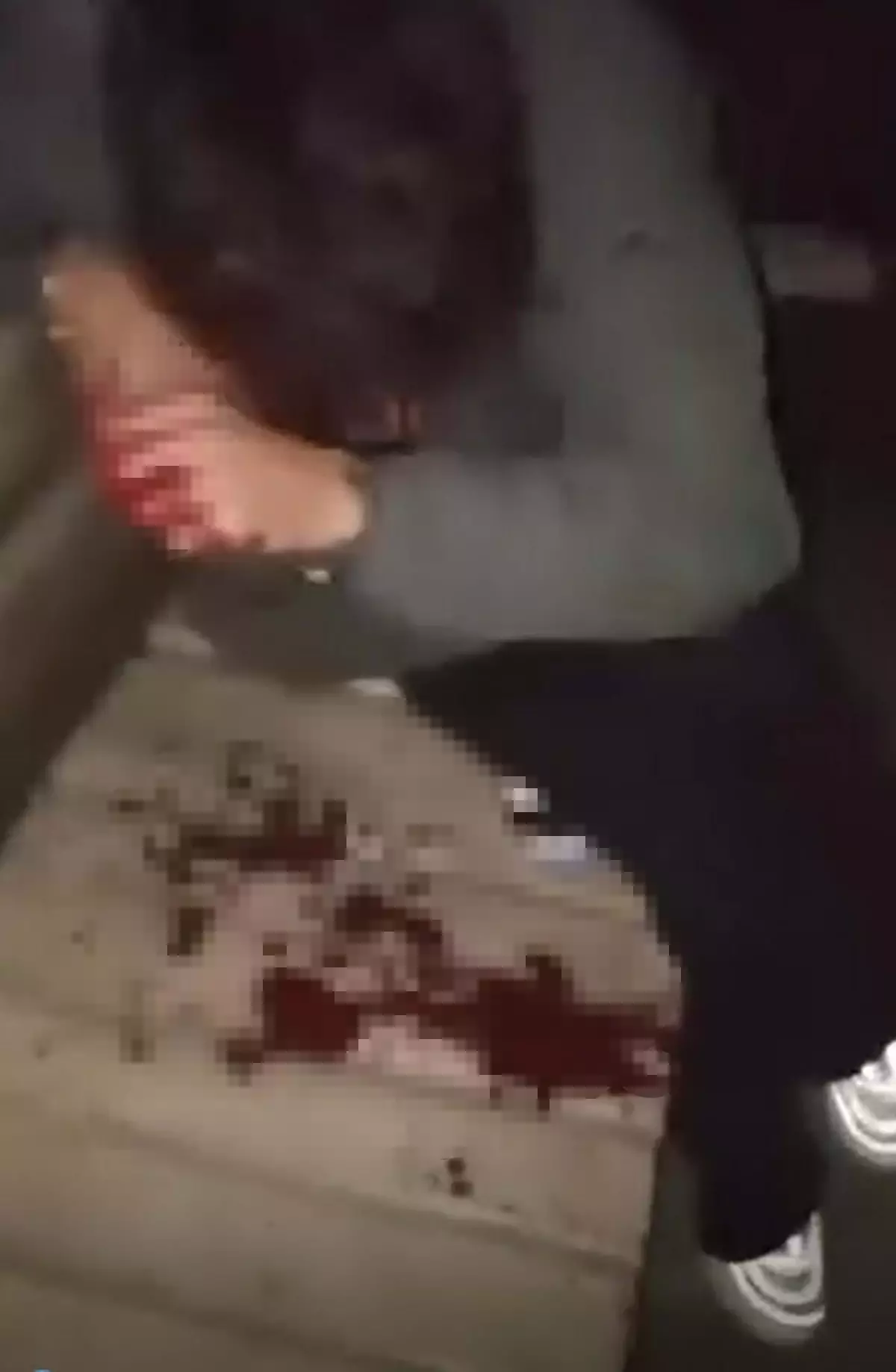 lise ogrencisi okul arkadasini darbetti o anlar kamerada naDaqNFC