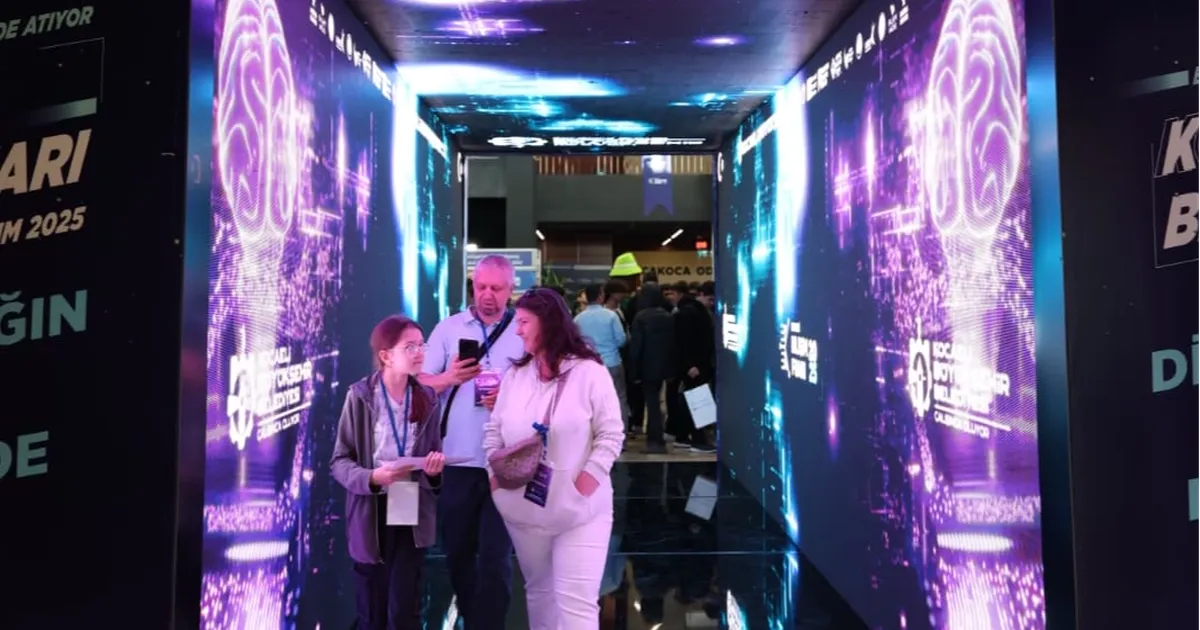 Kocaeli Bilişim Fuarı kapılarını açtı