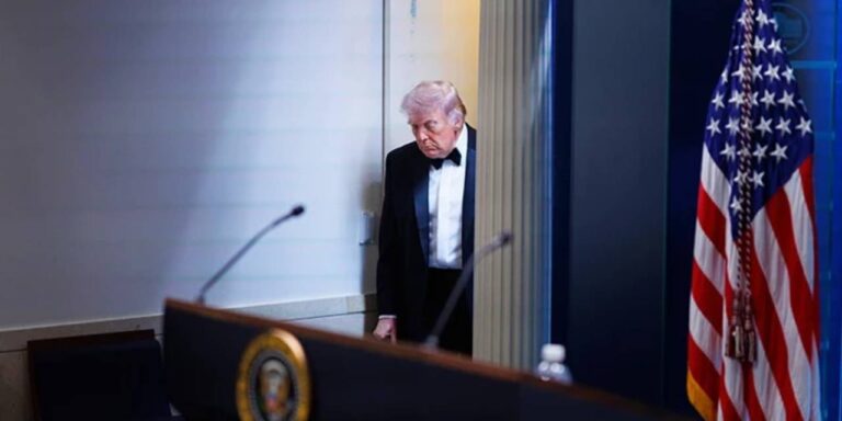 trump-saldiri-anini-ilk-kez-anlatti-yere-yat-dediklerinde-nddqyg9P